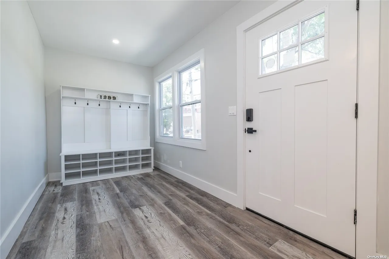 Stunning Fully Renovated Platinum Condition Single-family Home